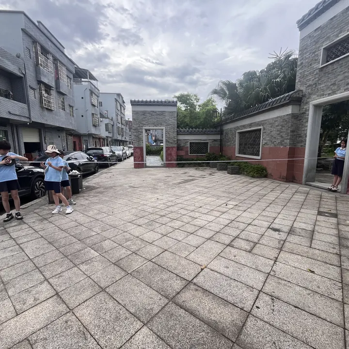 勘察浮竹老巷：文化传薪组 · 测量可以作为宣传栏的地方宽度